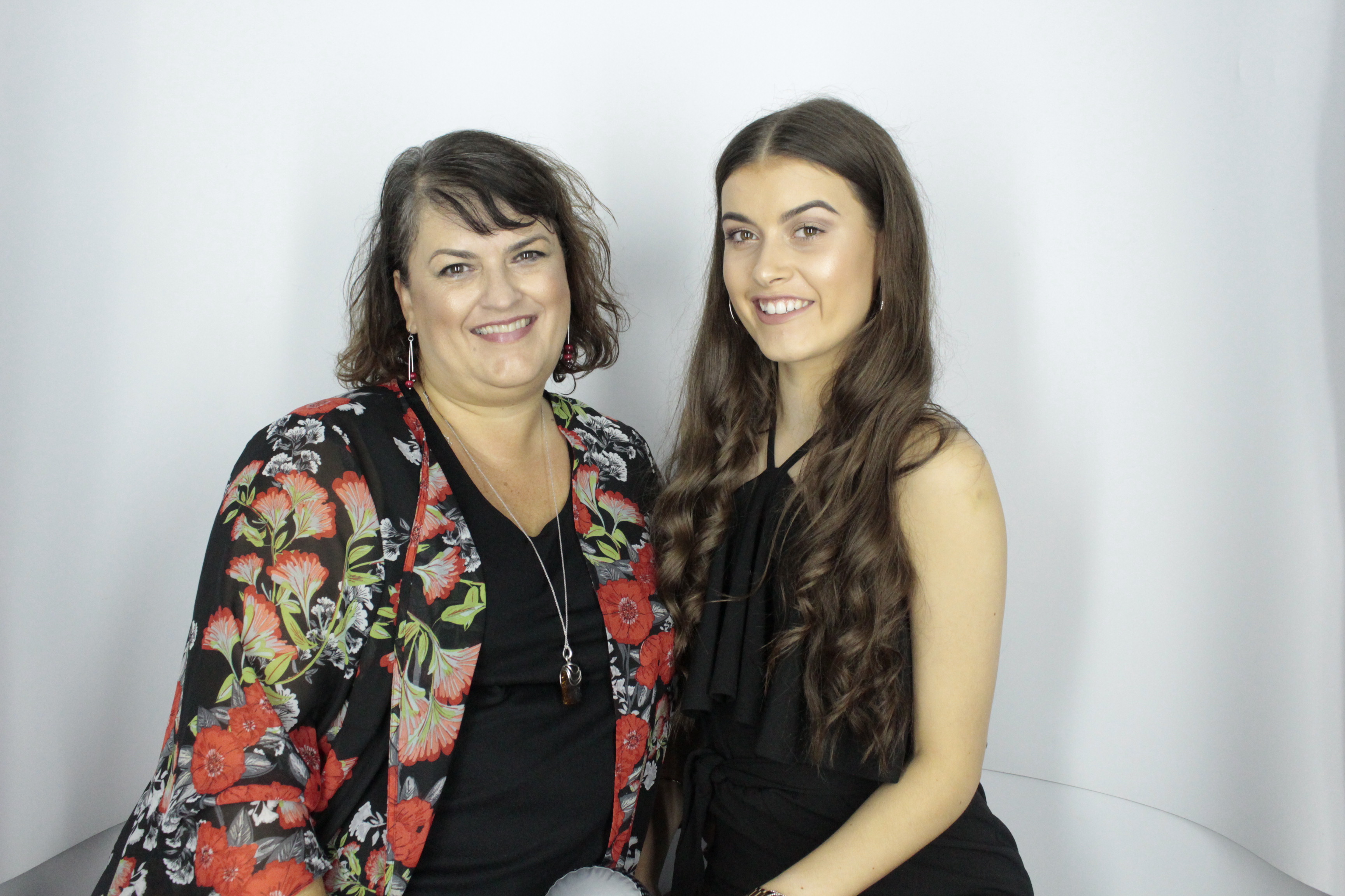 Isobel 18th Birthday Party  | View more photos from the event at gallery.myphotoboothexperience.co.uk/u/MyPhotoBoothExperienceLtd/Isobel-18th-Birthday-Party